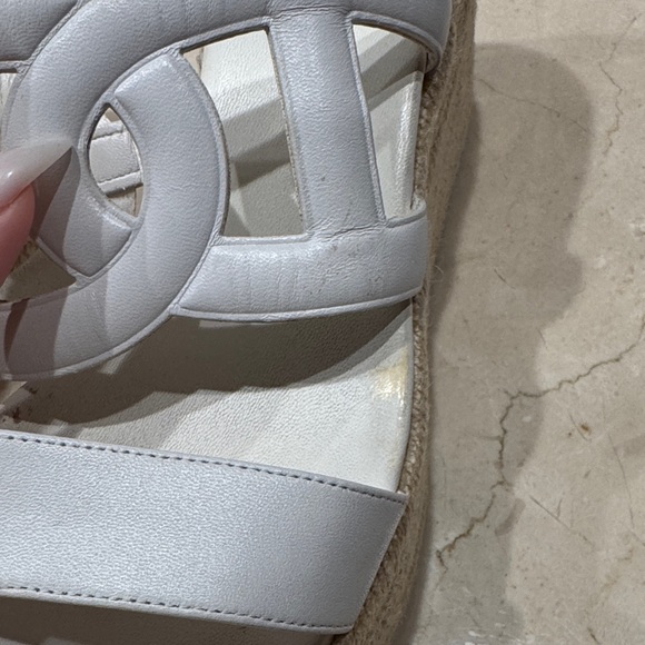 Hermes White Women's Sandals - Picture 6 of 12